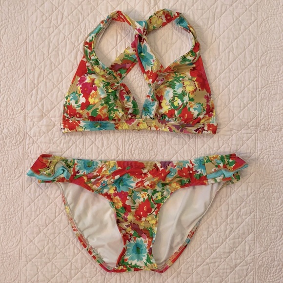 Gianni Bini | Floral Print Ruffle Bikini